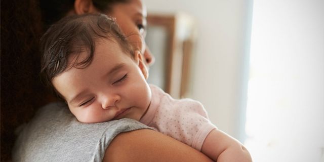 Gece geç uykuya dalan bebeğiniz varsa bu habere dikkat!