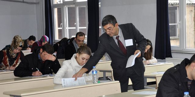 Açıköğretim sınavına girecekler dikkat; Anadolu Üniversitesi yayınladı!