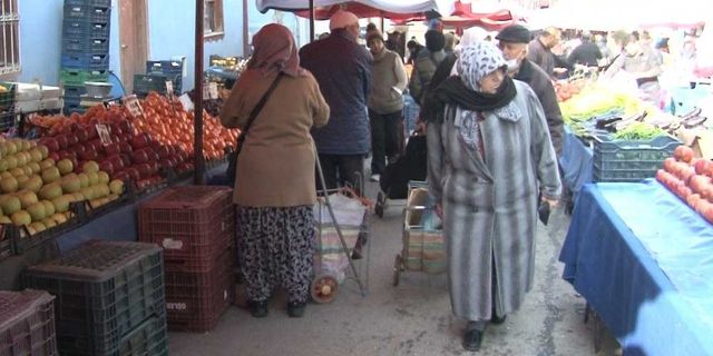 Hırsızlar ve kapkaççılar Eskişehir'de semt pazarlarına dadandı!