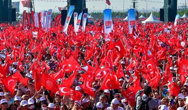 CHP’ye yakışmayan tablo; Genel merkez kadın adayları üzdü!
