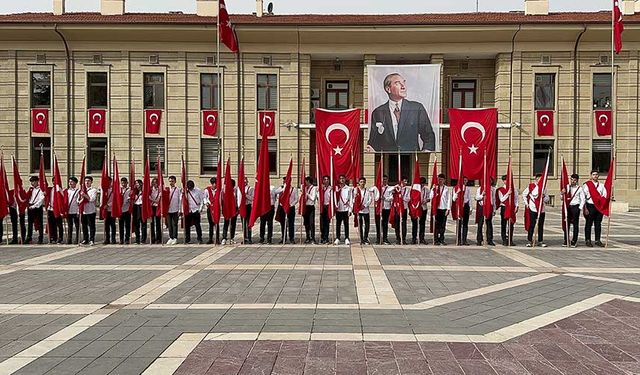 Eskişehir, 23 Nisan Ulusal Egemenlik ve Çocuk Bayramı'nı kutladı!