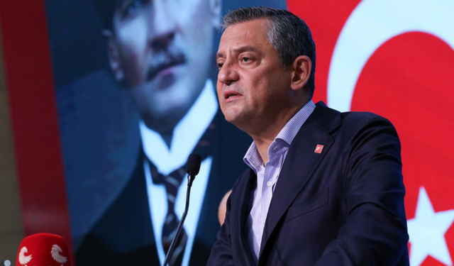 Özgür Özel'den Yürüyüş Yasağına Sert Tepki: İktidar Şuurunu Kaybetti