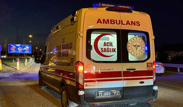 Eskişehir-Bilecik Yolunda Feci Kaza! 4 Yaralı