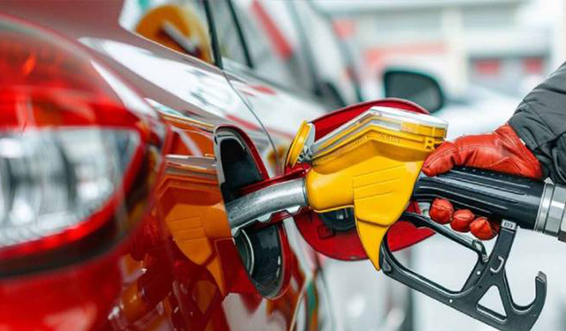 Akaryakıta Gece Yarısı Rekor Zam! Motorin’de Artış