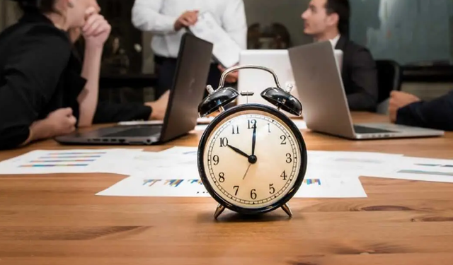 Çalışma Hayatına Yeni Düzenleme Yolda! İzin Süreleri Uzuyor