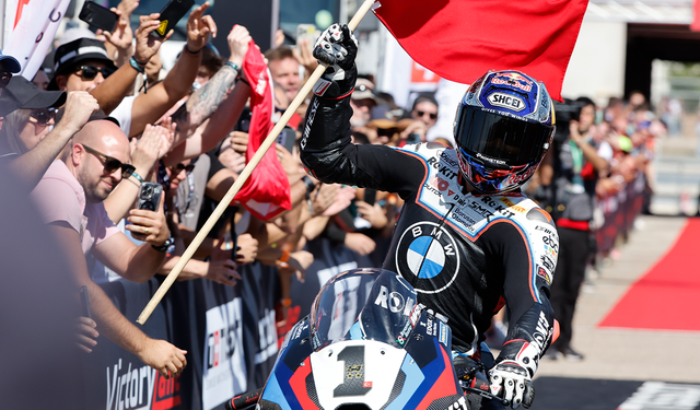 Toprak Razgatlıoğlu Tarih Yazdı! 3. Kez Dünya Şampiyonu Oldu