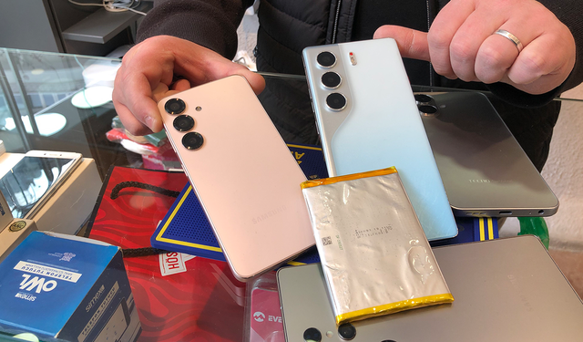 Eskişehir’de İşin Uzmanı Uyardı! Telefon Bataryanız Çabuk Bitiyorsa Dikkat!