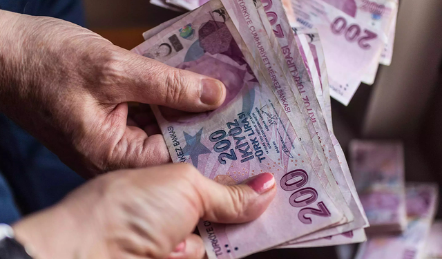 Emekliye Bayram İkramiyesinde Yeni Zam Oranları Netleşiyor!