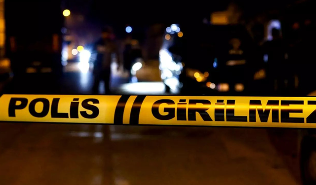 Kız Kardeşinin Yanında Gördüğü Genci Bıçaklayarak Katletti!