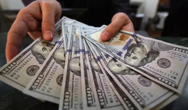3 Mart Salı Döviz Fiyatları Tarihi Zirveleri Zorluyor!