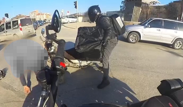 Eskişehir’de Talihsiz Kaza! Yardım Etmek İsterken Kaza Yaptı