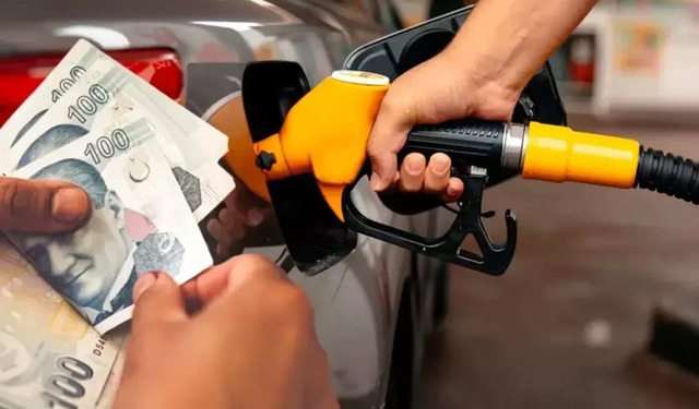 Petrol Fırladı! Akaryakıta Yeni Zam İçin Tarih Verildi