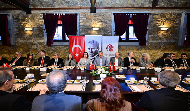 Vali Yılmaz İftarda Mülki İdare Amirleriyle Bir Araya Geldi!