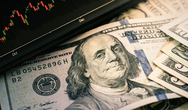 12 Nisan Döviz Fiyatları Tarihi Seviyelerde İşlem Görüyor!