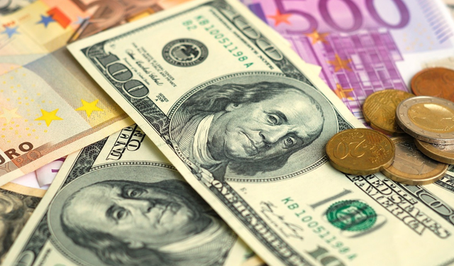 2 Nisan Döviz Fiyatları Yeniden Tarihi Zirveleri Zorluyor!