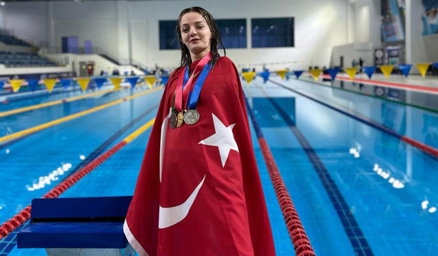 Eskişehirli Milli Yüzücü Sümeyye Boyacı Fransa’da Zirvede!