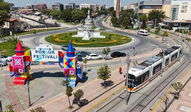 Eskişehir’de 5 Gün Sürecek Uluslararası Porsuk Festivali Başlıyor!
