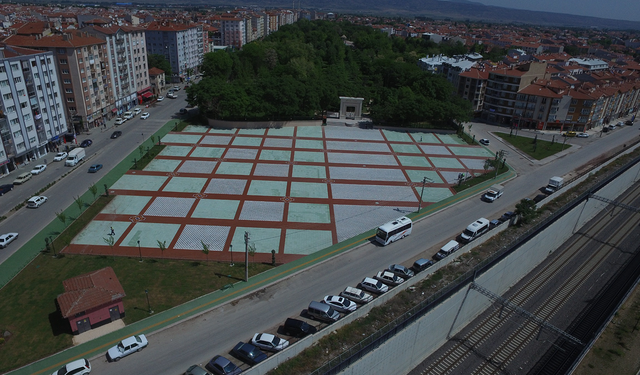 Eskişehir'de O Meydan Uzun Süreli Etkinliklere Kapatıldı!