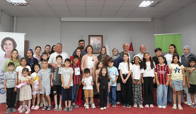 Eskişehir’de 1.800’den Fazla Öğrenciye Büyükşehir’den Destek!