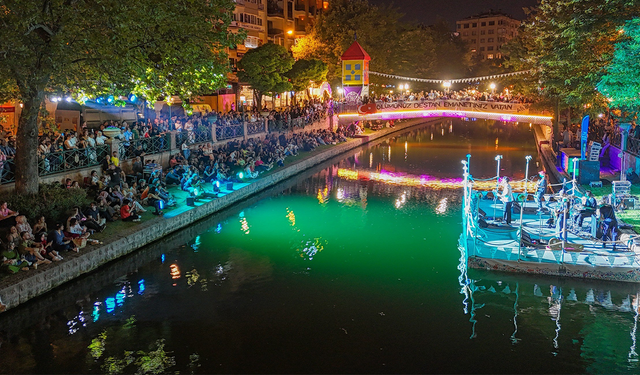 Eskişehir’de Porsuk Kıyısında Festival Coşkusu Devam Ediyor!