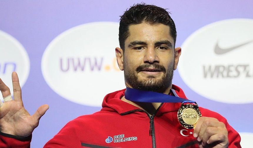 Taha Akgül üçüncü kez dünya şampiyonu oldu