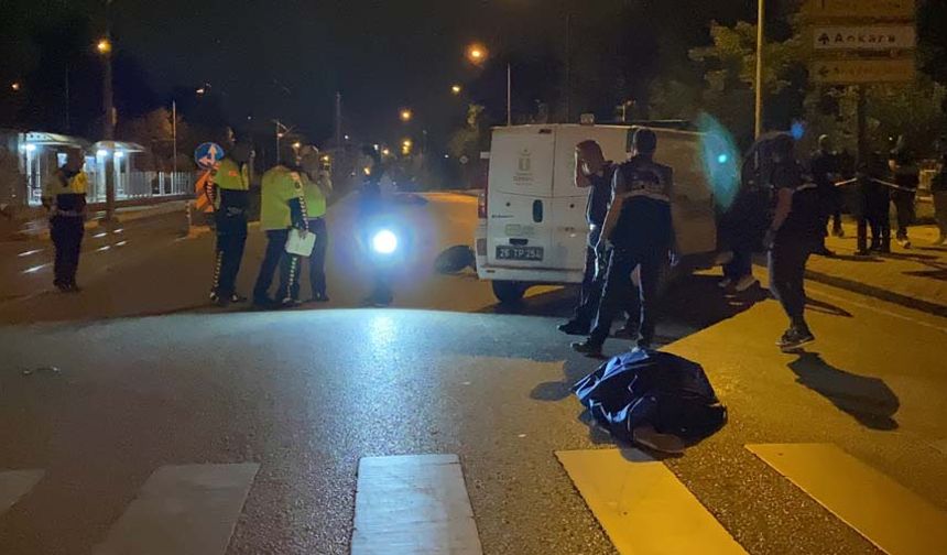 Kaza sonrası iki sürücü de yaralandı. Gökhan Demirkapı'nın kullandığı motosiklette yolcu olarak bulunan 18 yaşındaki Ezgi Nehir Uçarlı olay yerinde hayatını kaybetti. 