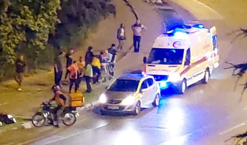 Eskişehir'de Sümer Mahallesi Atatürk Bulvarı'nda seyreden bisikletli kuryeye bir araç çarptı. Kaza dün gece 23.40 civarında meydana geldi.