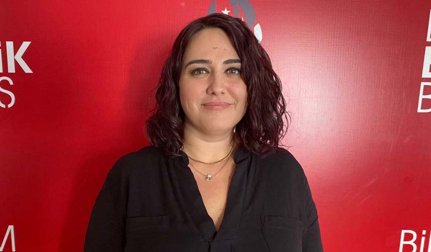 2 ay gibi bir sürede bu parkın normal şartlarda inşaat aşamasının tamamlanması gerekiyordu. Havalar kötüydü, yağmur yağdı, sel bastı gibi bahaneler de pek geçerli olmaz. Açıkçası bu park yapımının neden çok yavaş bir şekilde ilerlediğine anlam veremiyoruz. Büyükşehir Belediye Başkanı adayı olarak ismi geçen Ahmet Ataç’tan bu konu ile alakalı bir açıklama bekliyoruz.”
