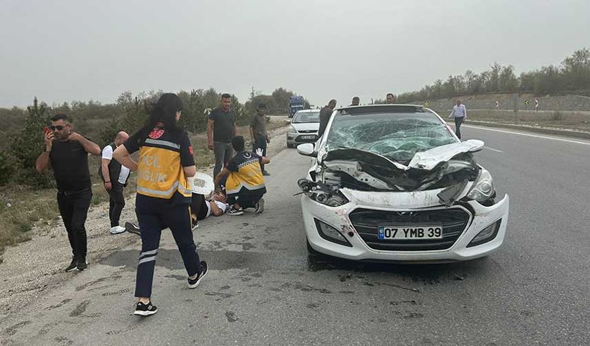 Eskişehir'de tıra arkadan çarpan otomobil sürücüsü yaralandı!
