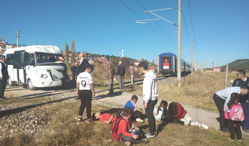 Eskişehir Treni Kütahya'da Faciadan Döndü