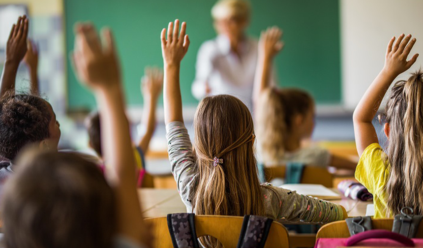 Okullar Ne Zaman Kapanıyor? MEB Yaz Tatili Takvimini Açıkladı