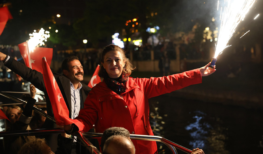 Ayşe Ünlüce’den 19 Mayıs Kutlaması: Özgürlük ve Demokrasi Yolunda Hep Birlikte Yürüyeceğiz