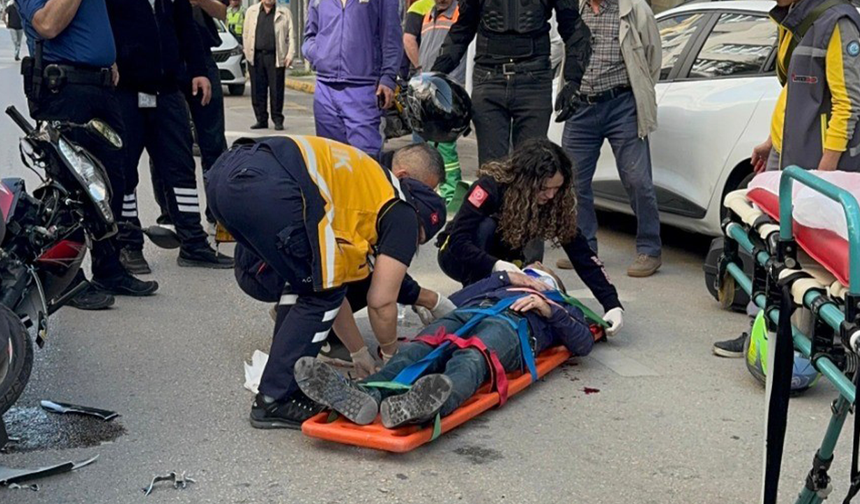 Eskişehir’de Korkutan Kaza! Motosiklet ile Kamyonet Çarpıştı