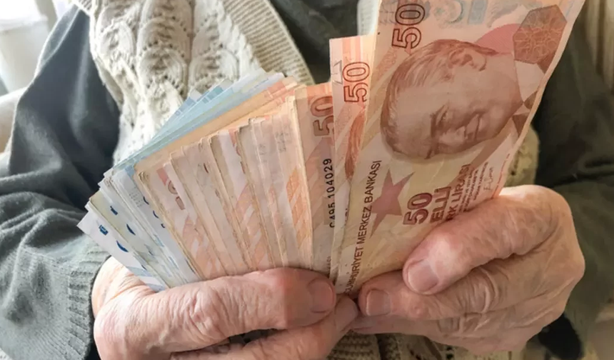 Emekli  Ödemelerinde Tarih Değişti!