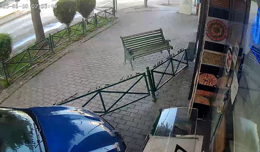 Eskişehir’de Alkollü Sürücü Tatlıcı Dükkanına Daldı