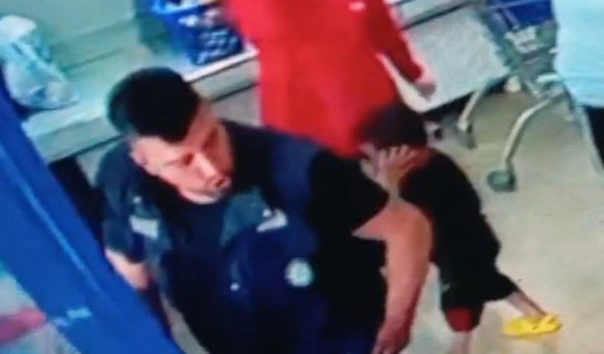 Eskişehir’de Skandal Görüntüler Kadını Defalarca Yere Vurdu