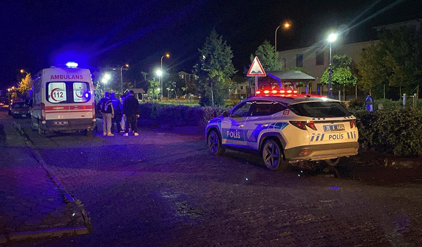 Eskişehir’de Kavga Kanlı Bitti: 3 Yerinden Bıçaklandı