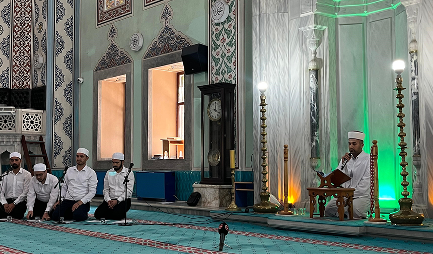 Eskişehir Reşadiye Camii'nde Şehitler İçin Anlamlı Buluşma