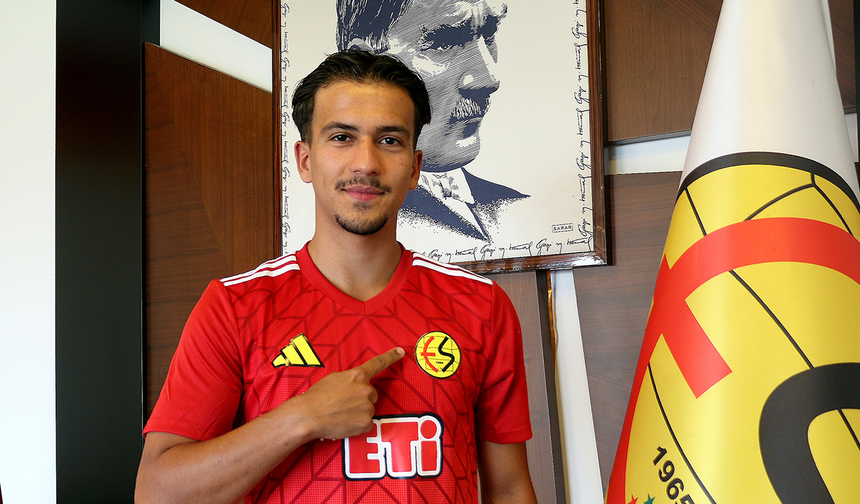 Eskişehirspor’un 19 Yaşındaki Hücum Oyuncusu İmzayı Attı