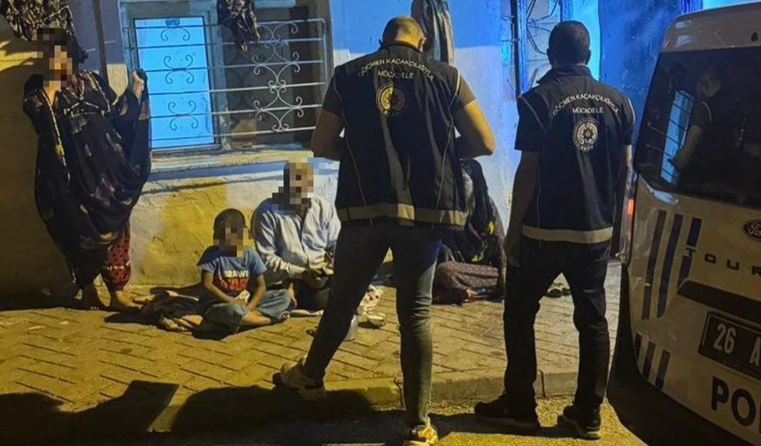 Eskişehir Polisi Gece Boyu O Mahallelerde Denetime Çıktı