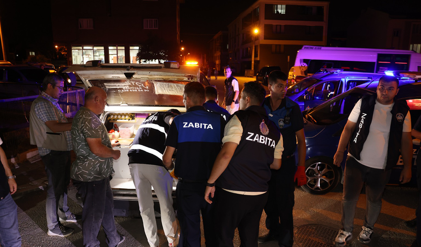 Eskişehir’de Gece Baskını! Sokak Satıcılarına Ceza Yağdı