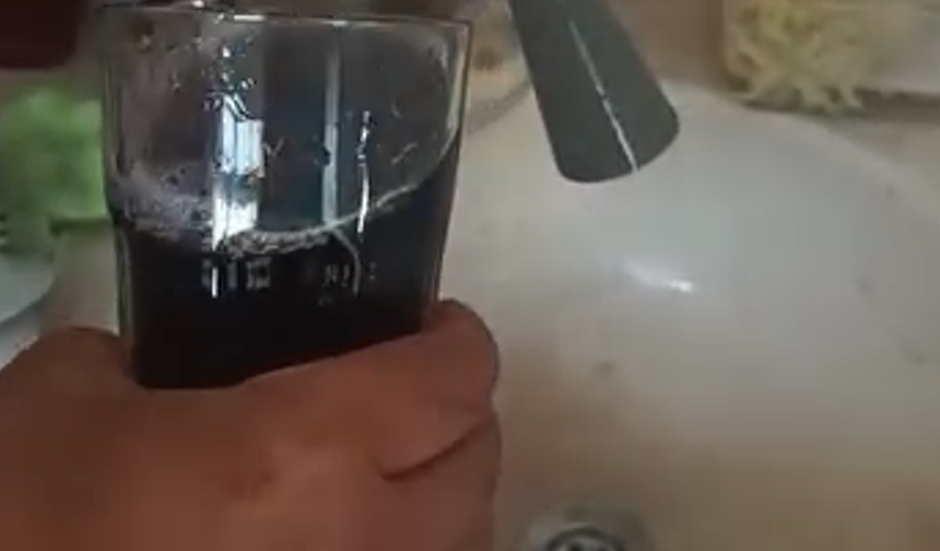 Eskişehir’de Musluk Suyu Endişesi Çay Renk Değiştirdi