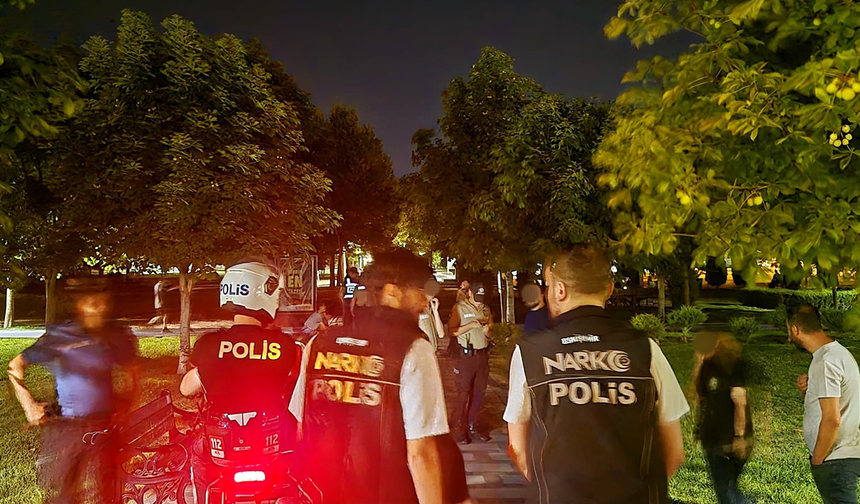 Eskişehir Emniyetinden Parklara Gece Baskını