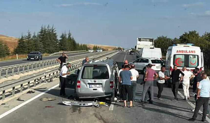 Eskişehir Ankara Yolunda Vahim Kaza! 1’i Ağır 2 Yaralı