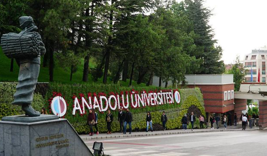 Anadolu Üniversitesi'nde 29 Ekim Etkinlikleri İçin Geri Sayım Başladı!