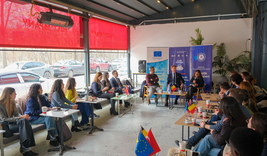 Belçika Büyükelçisi Eskişehir’de Gençlerle Bir Araya Geldi!