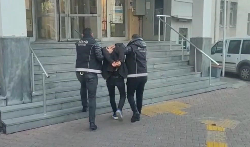 Eskişehir Dahil 15 İlde Aranan Suç Makinesi Yakayı Ele Verdi