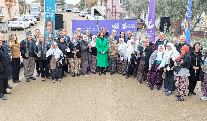 Eskişehir’de Binlerce Sertifikalı Zeytin Fidanı Dağıtıldı!
