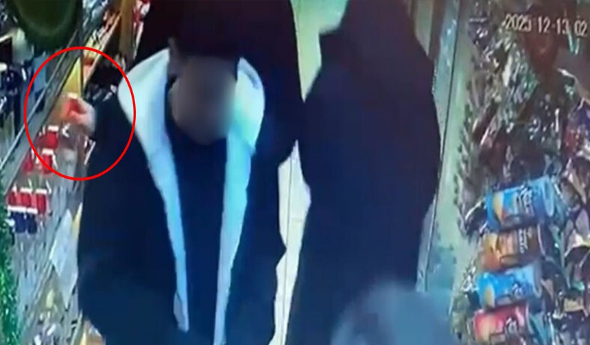 Eskişehir’de Markette Alkollü İçecek Hırsızlığı Kamerada
