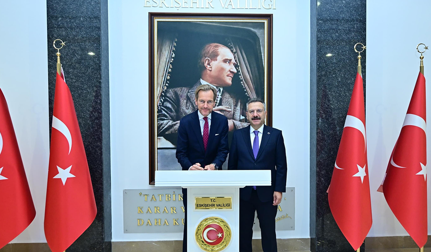 Vali Aksoy Belçika Büyükelçisi Velde’yi Makamında Ağırladı!